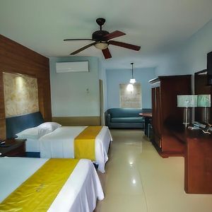Habitación con Cama King